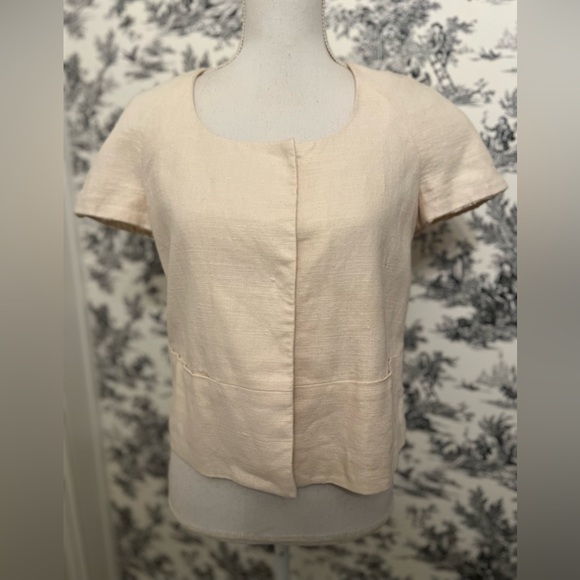 Banana Republic womens 100% linen short sleeve jacket. Size Small Cream - Picture 1 of 7